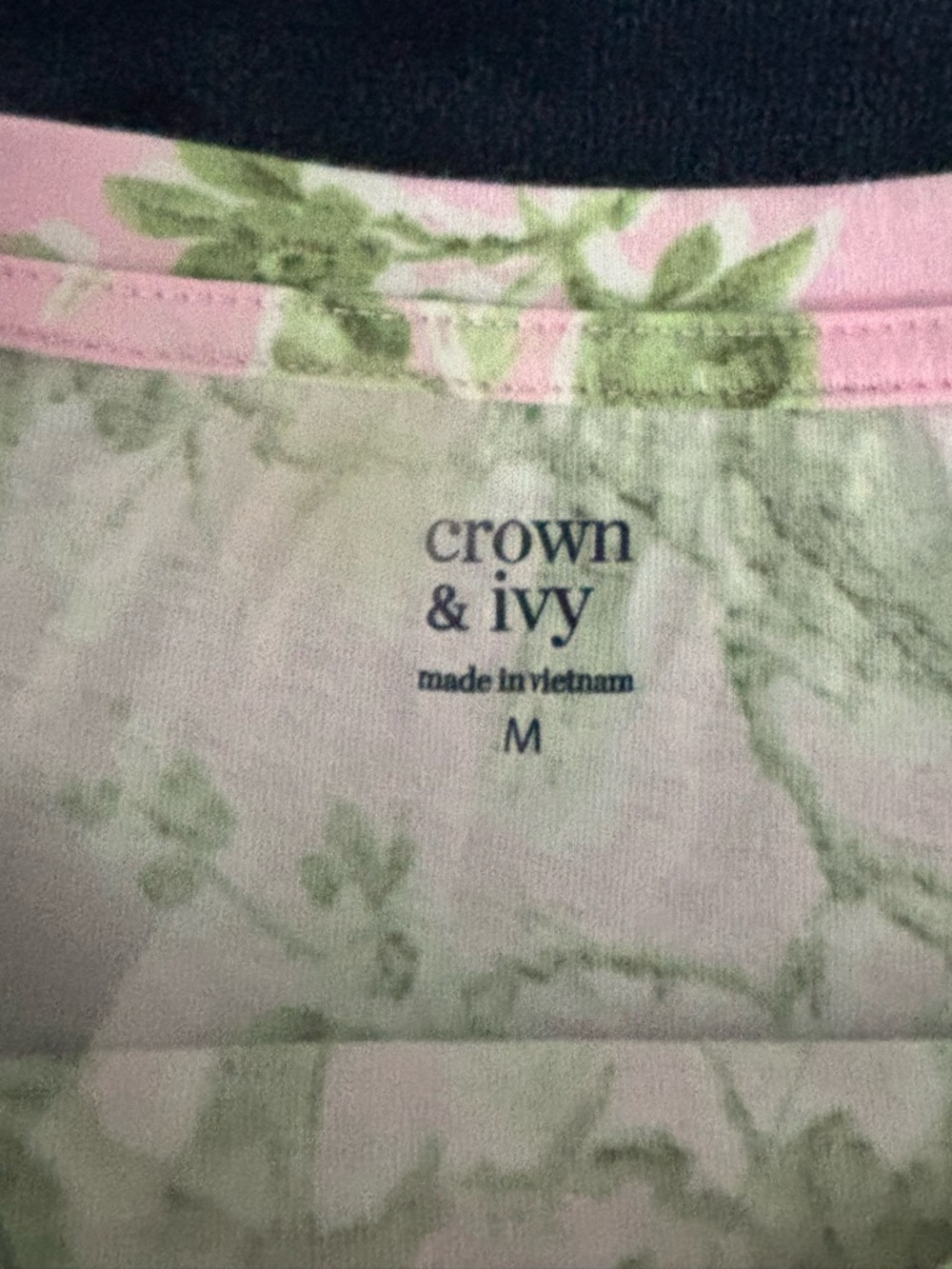 crown & ivy Pink Top with Green Botanical Print - Picture 2 of 2